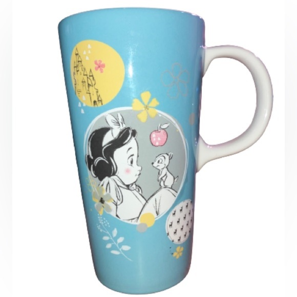 New, authentic, Disney Animators’ Collection. Young Snow White. - Picture 2 of 4